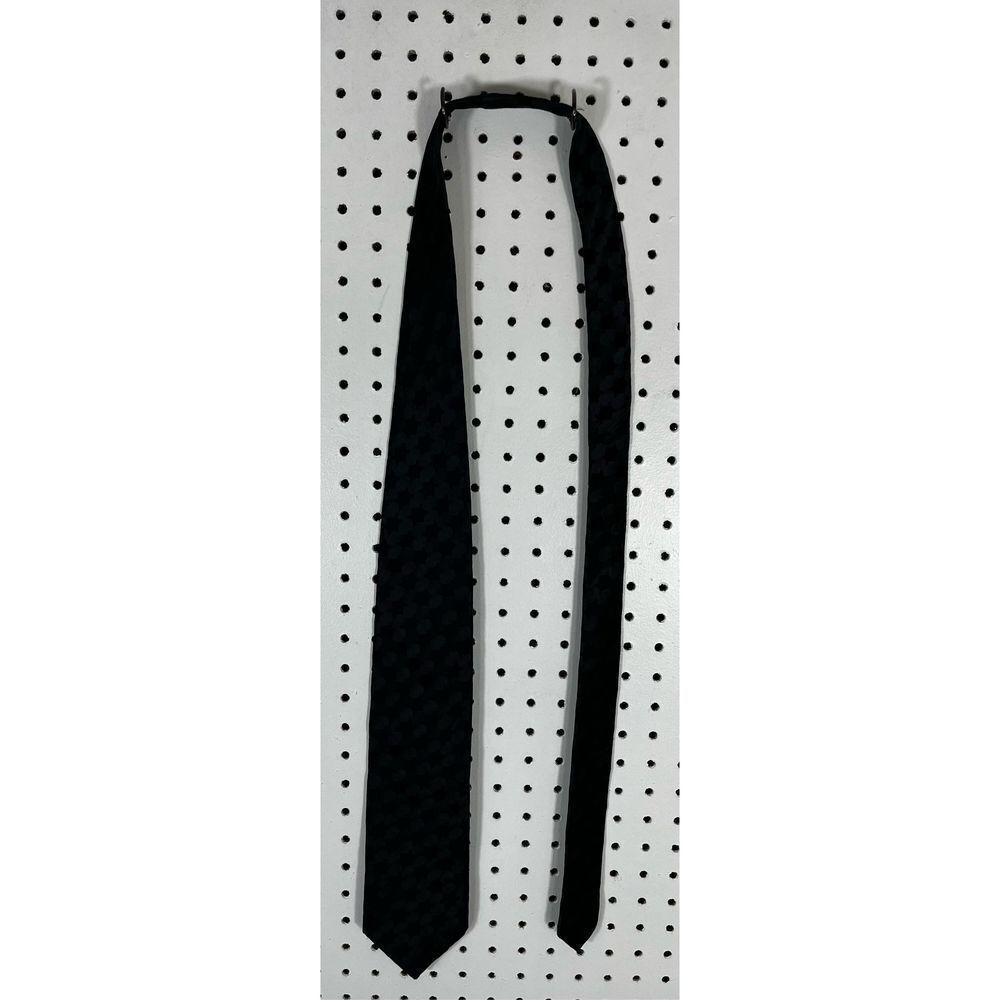 Hugo Boss Tie - Picture 2 of 5